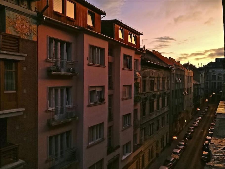 Bright And Cozy - City Center Apt Boedapest Buitenkant foto